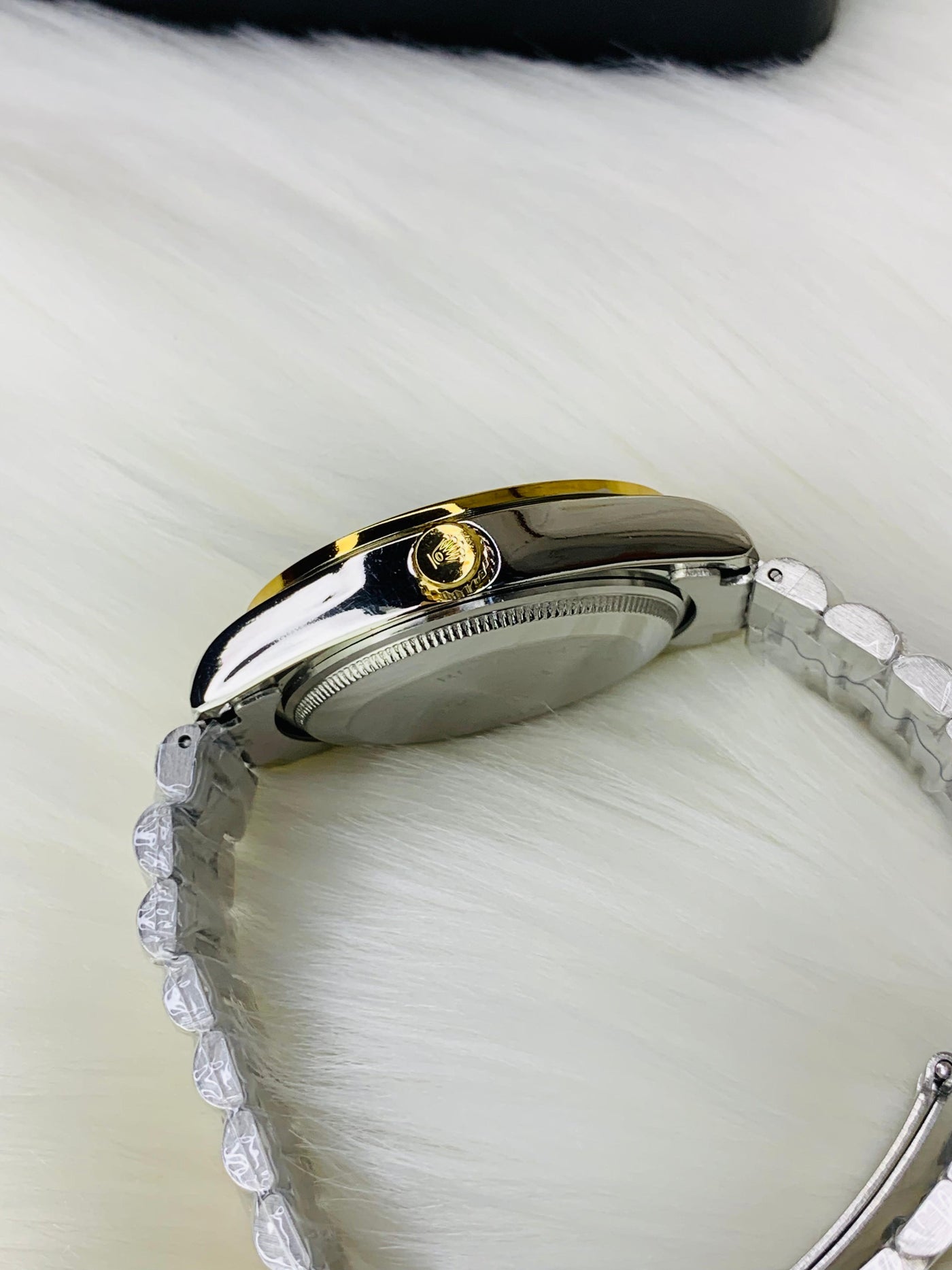 Iconic Luxurious Stone Model (Black)